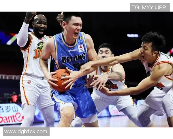 深圳篮球队包夹战术解析及其对比赛的影响与应对策略