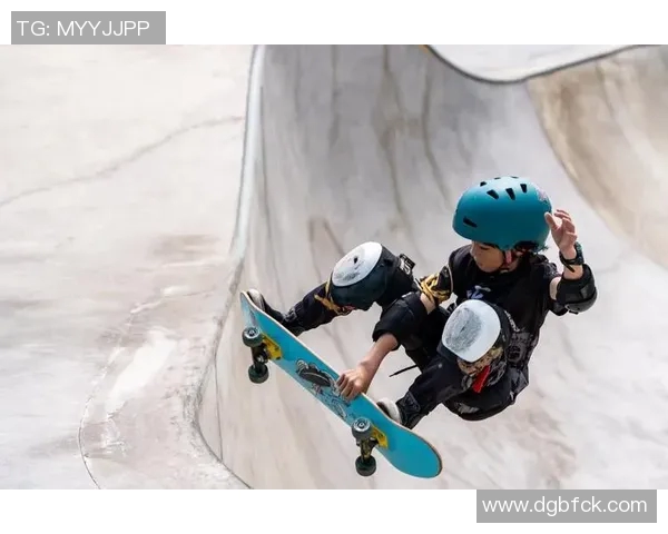 成都滑板队荣登滑板比赛经验排行榜第一名展现实力与风采