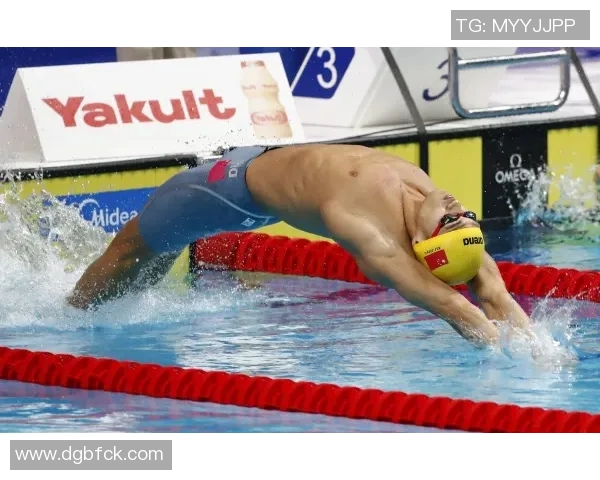 提高仰泳技巧与速度的全面训练方法与技巧分享